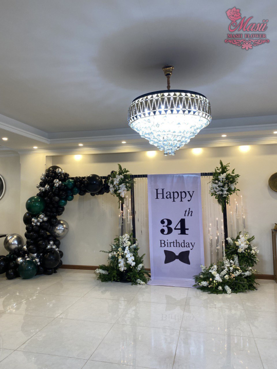 بادکنک آرایی و گل آرایی تولد