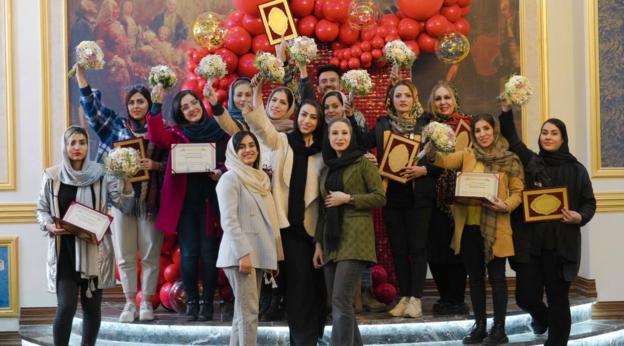 بادکنک آرایی و گل آرایی